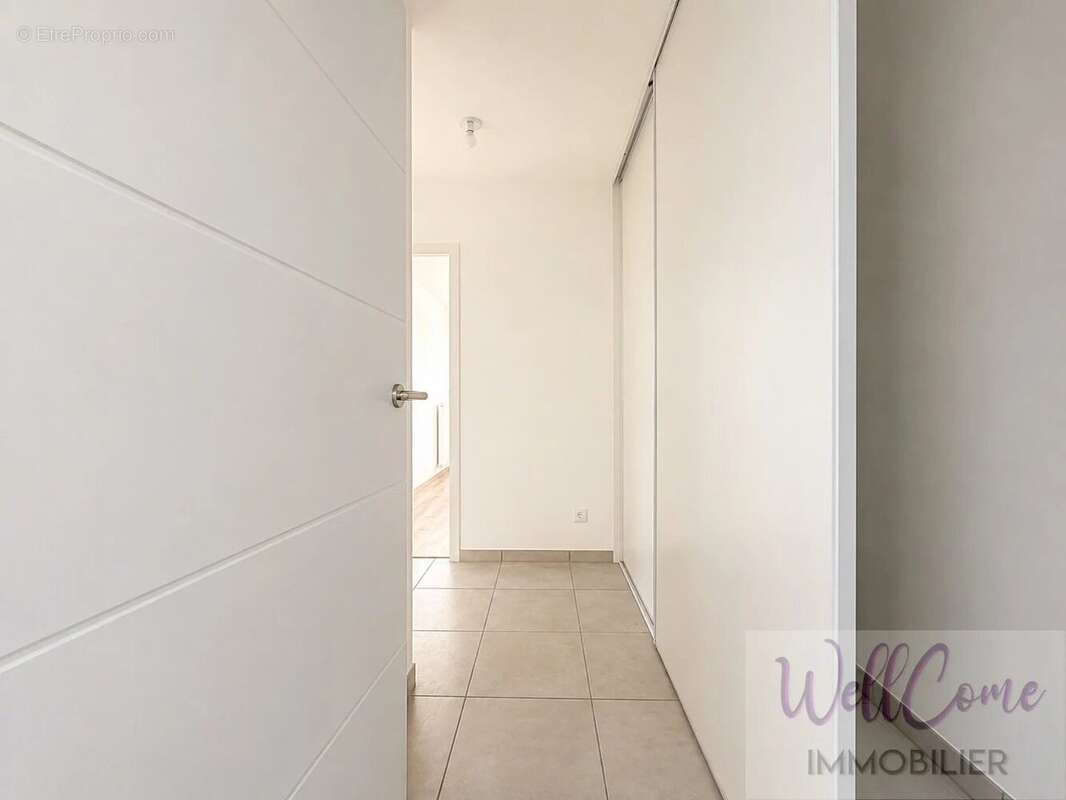 Appartement neuf T5 Attique de 111,97m² avec balcon côté Sud - Annecy - photo 5