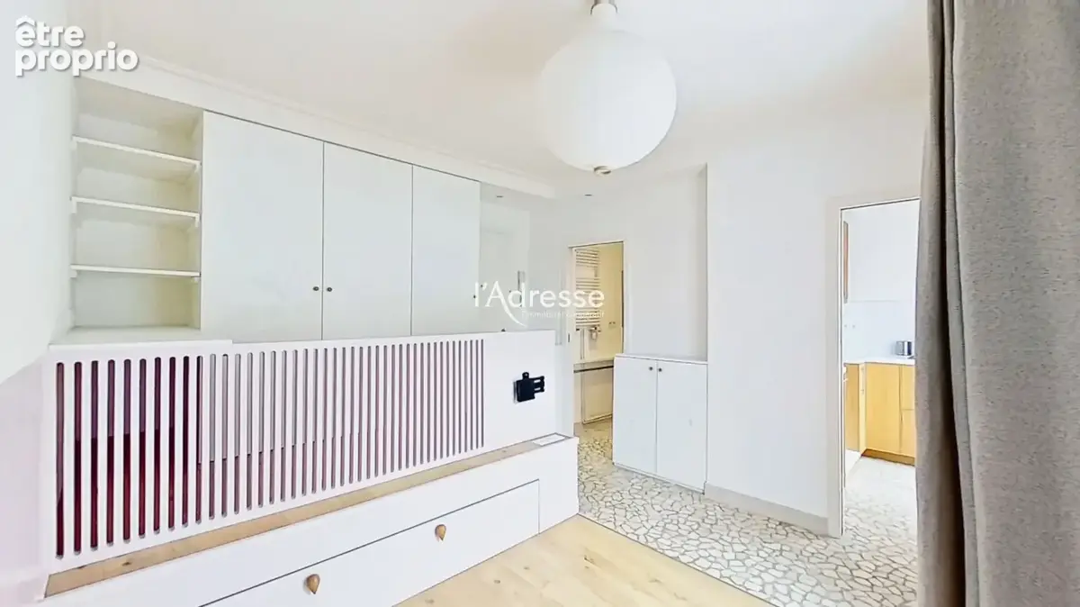 Appartement à PARIS-15E