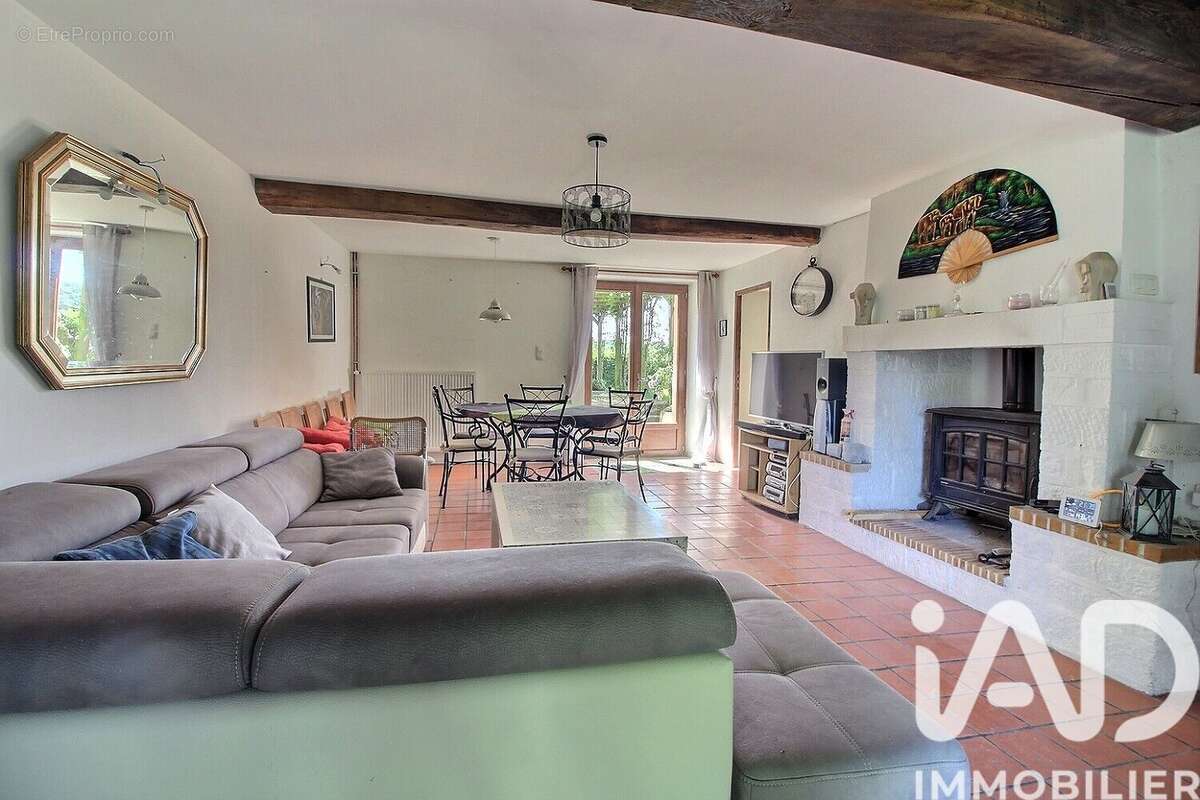Maison 142 m² à Dontreix  - photo 3