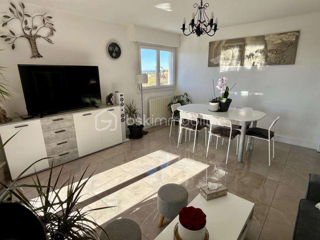 Appartement à FREJUS