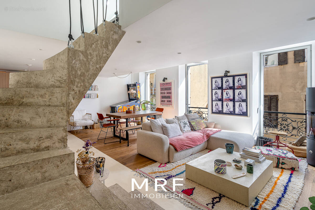 Appartement à MARSEILLE-6E