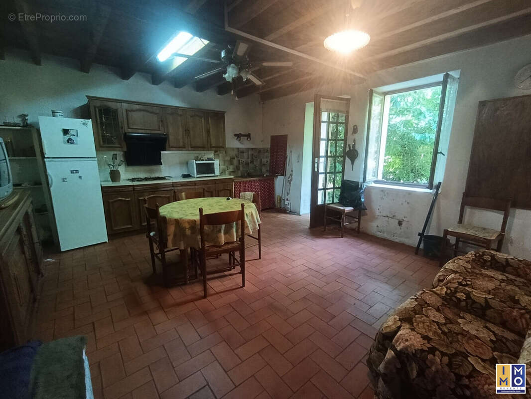 Maison 67 m² à Gron  - photo 5