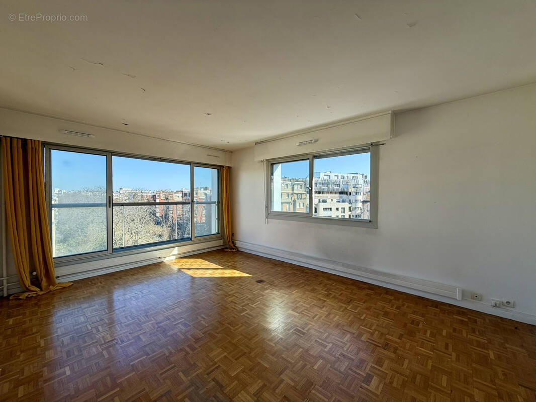 Appartement à PARIS-12E