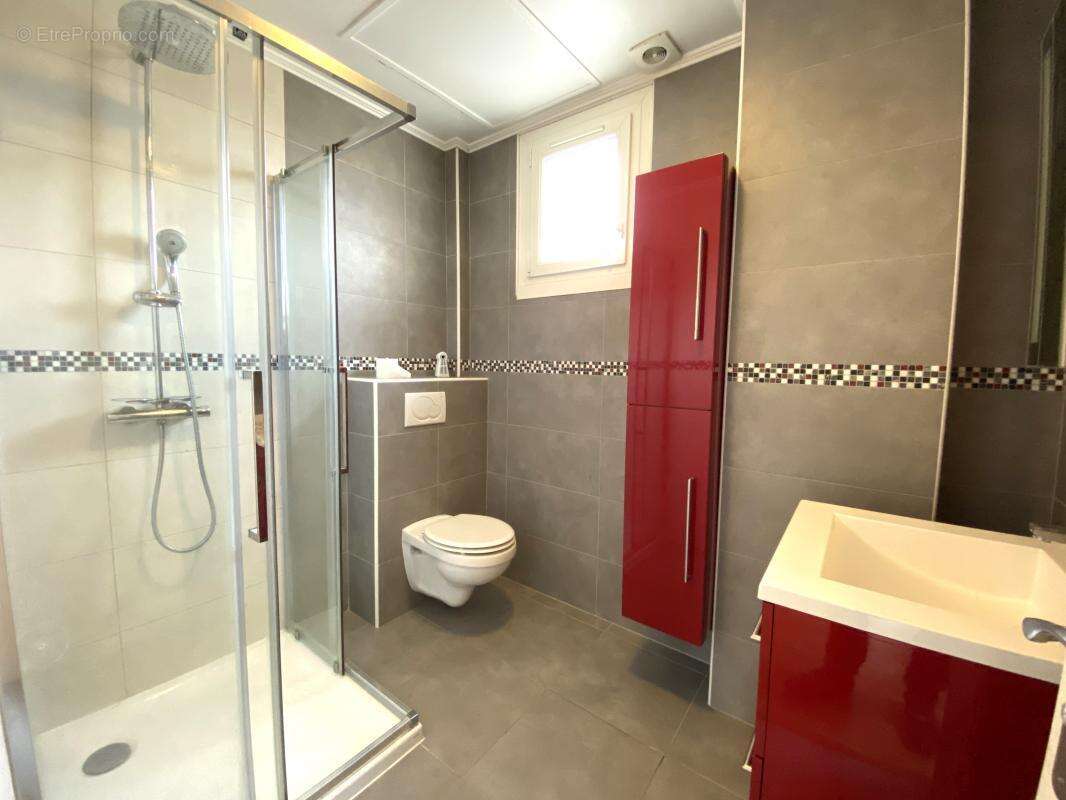 Maison à ROSNY-SUR-SEINE