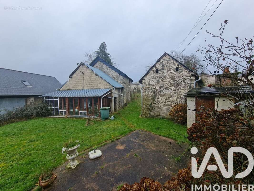 Photo 5 - Maison à CHEVAIGNE-DU-MAINE