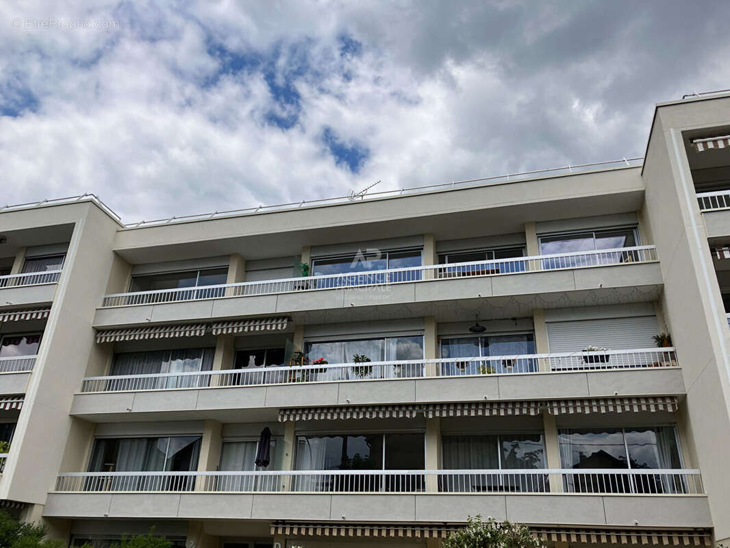 Appartement à MAISONS-LAFFITTE