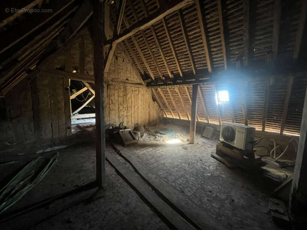 Maison à LA BAZOCHE-GOUET