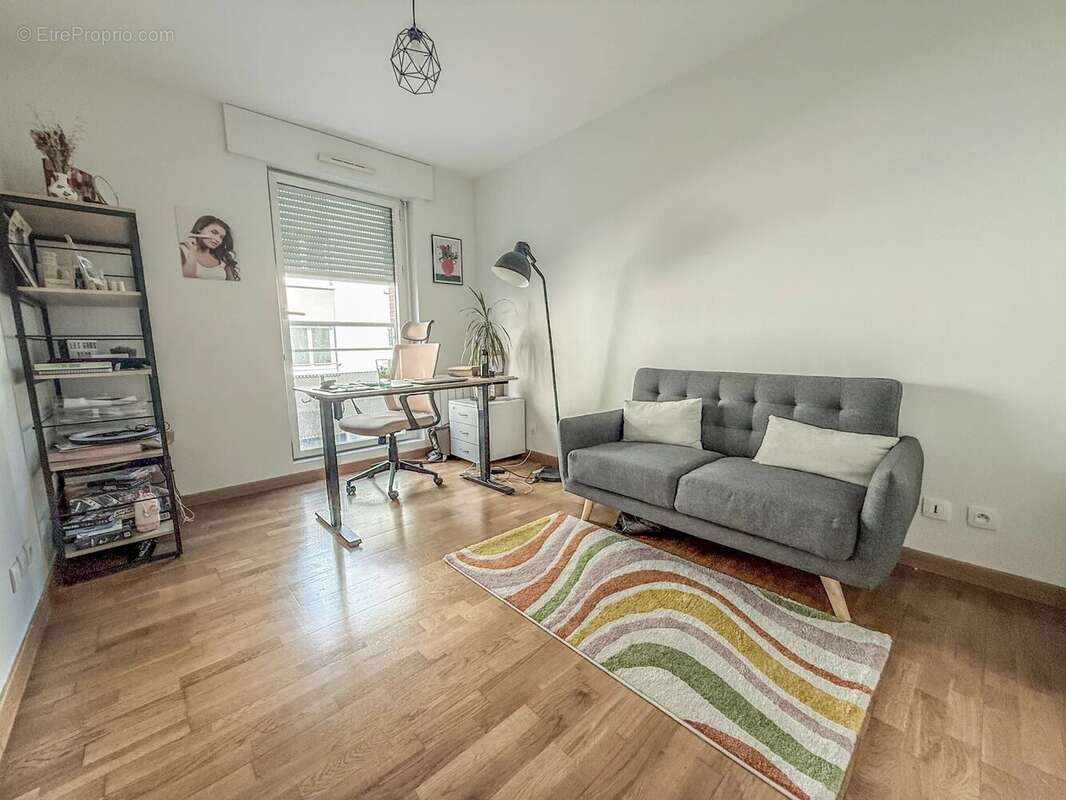 Rouen saint-marc – spacieux t3 de 75 m² vendu loué avec parking, cave et ascenseur - photo 9
