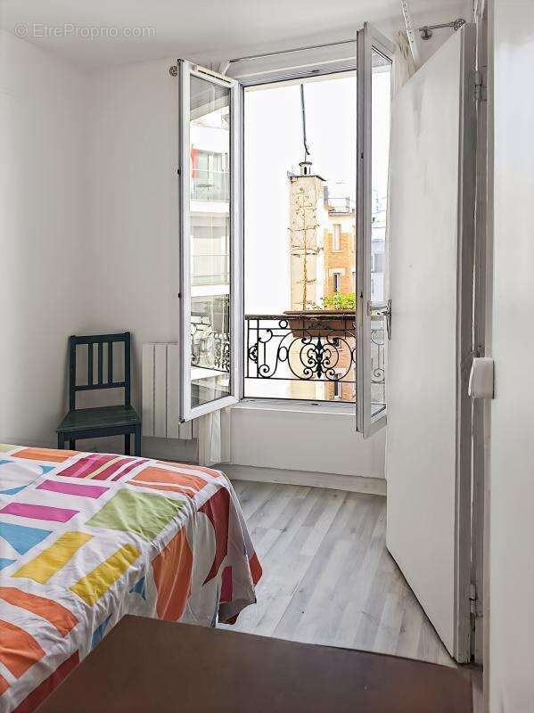 Appartement à PARIS-20E