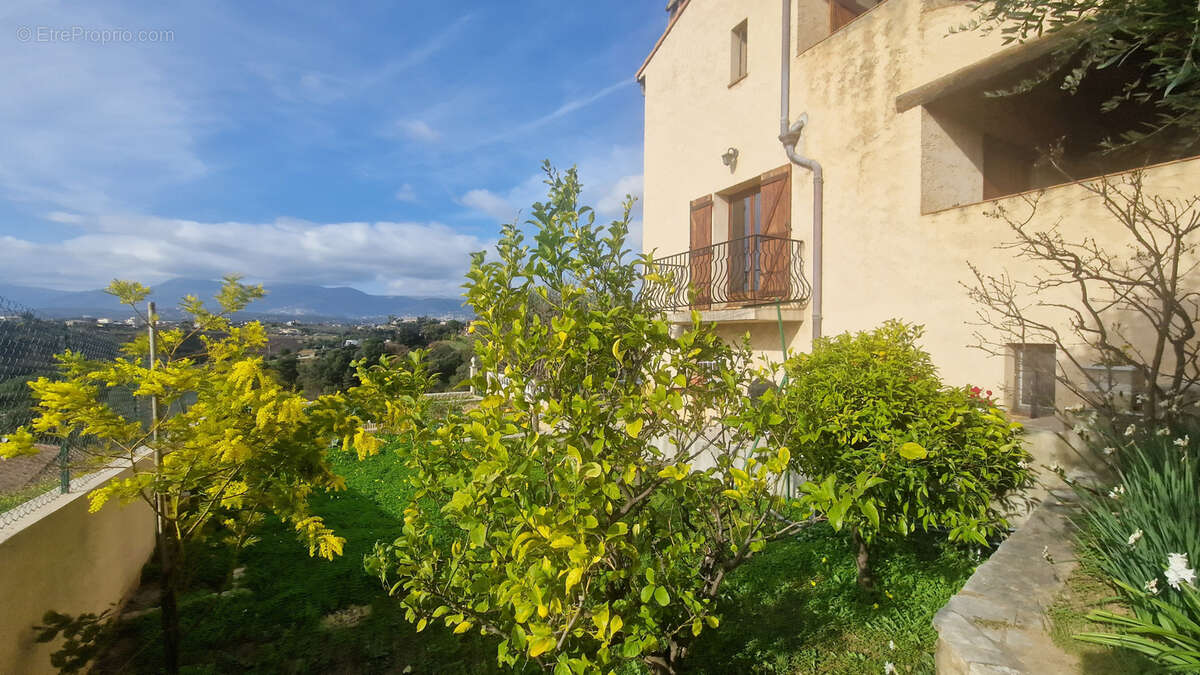 Cagnes sur mer Montaleigne Villa 113 m2 - photo 15