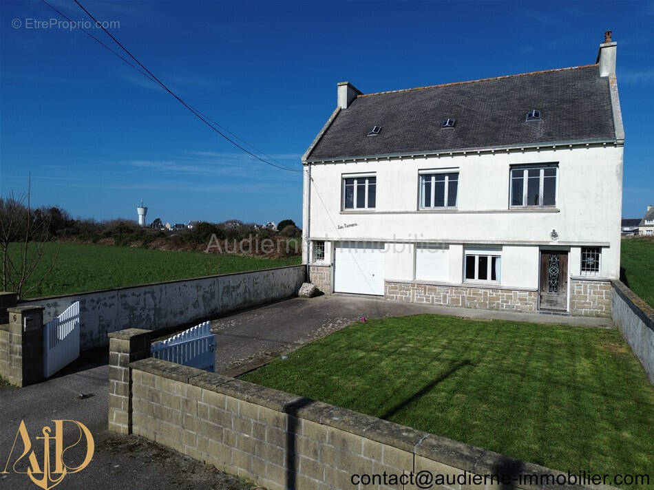 Maison à PLOGOFF