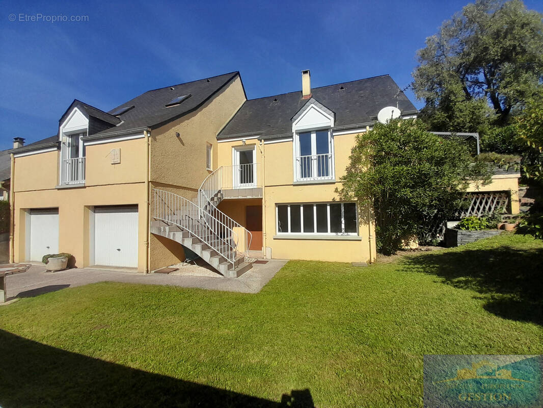 Maison à LOURDES