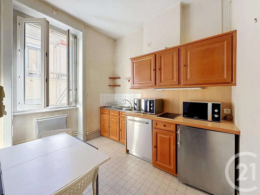 Appartement à LYON-7E