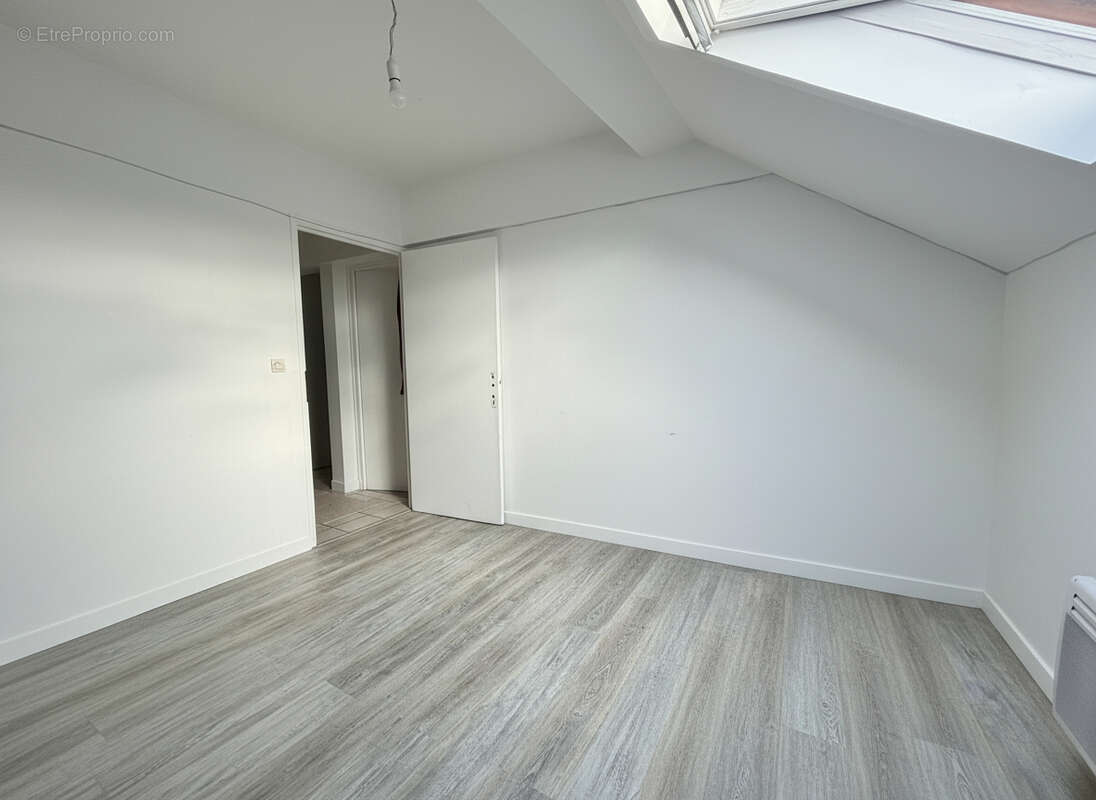 Appartement à LE PERRAY-EN-YVELINES