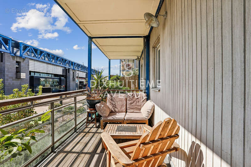Appartement à PARIS-19E