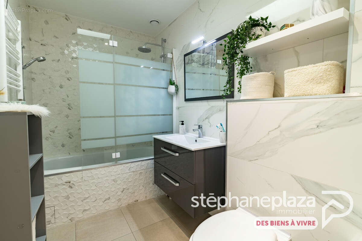 Maison à BELLEVILLE