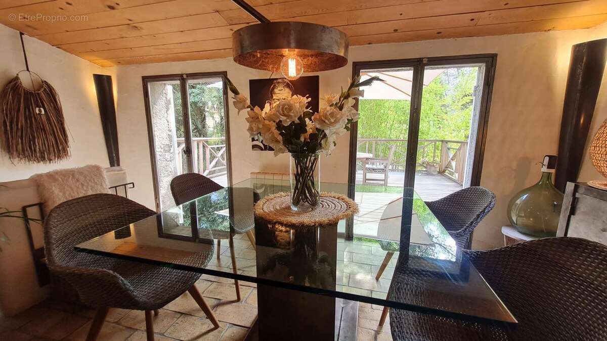 Maison à VILLENEUVE-LES-AVIGNON