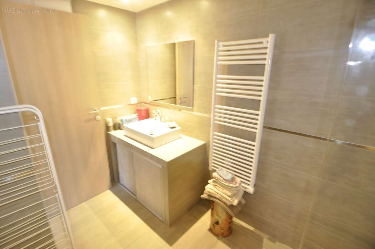 Appartement 3 pièces de 67 m² au cœur de Propriano - photo 8