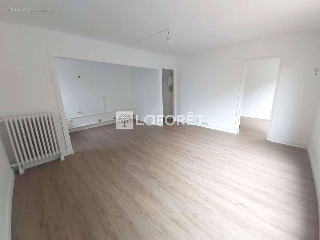 Appartement à LE RAINCY