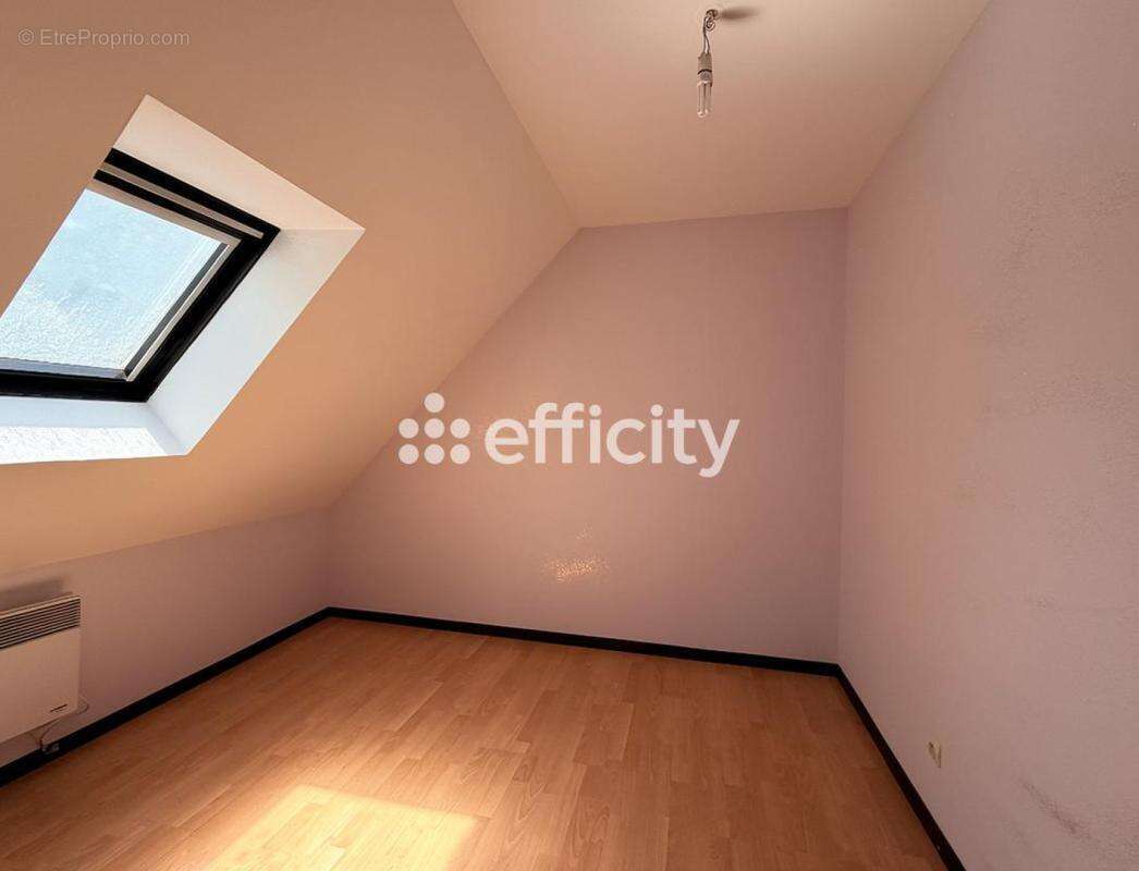 Maison 96 m² à Meulan  - photo 11