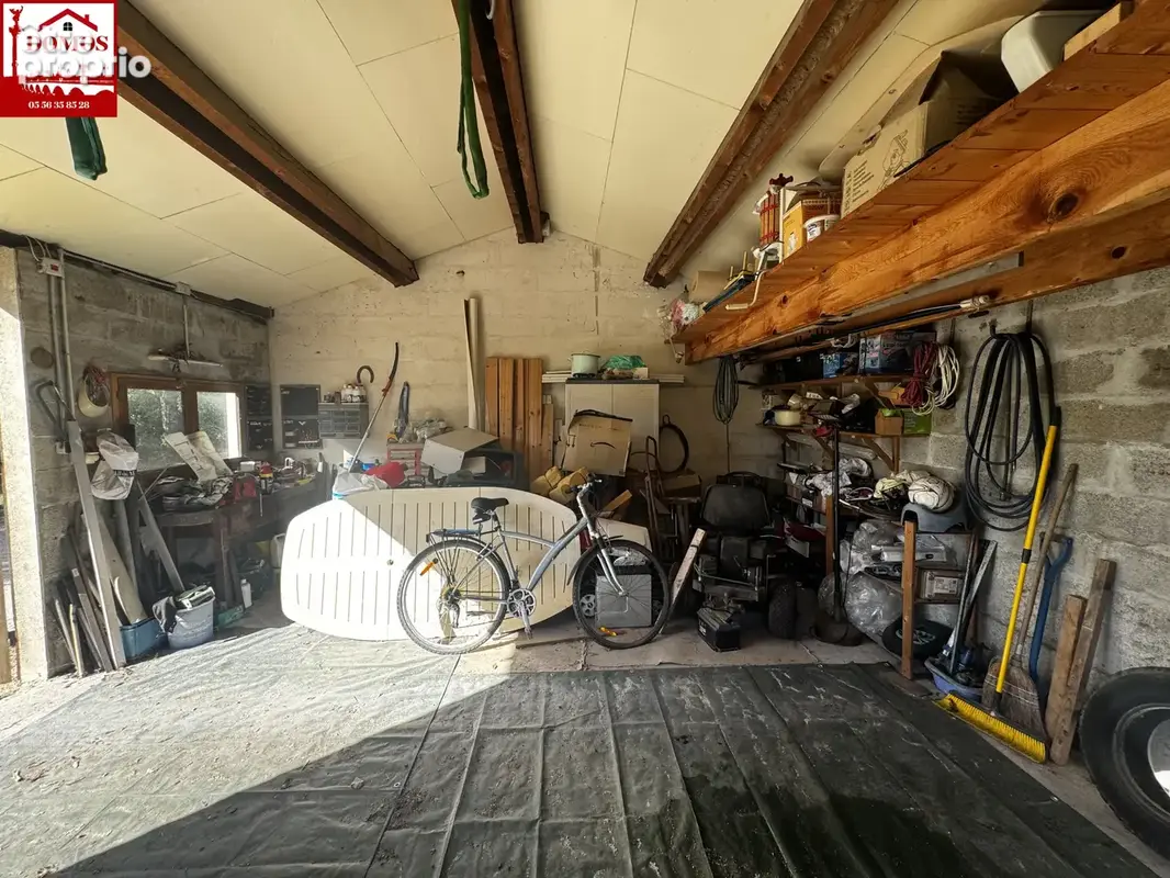 PAREMPUYRE - EXCLUSIVITÉ Parcelle de terrain de 550 m2 environ avec garage de 50 m2 environ - photo 3