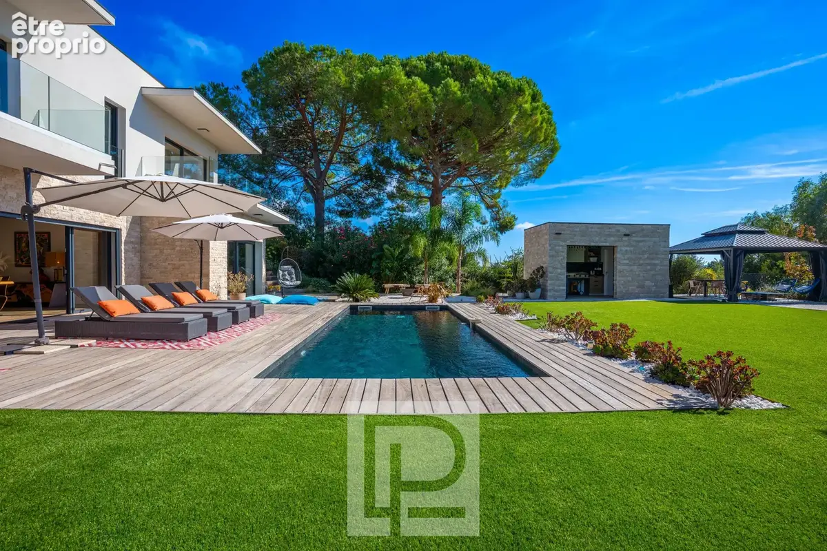 Superbe villa contemporaine au calme, avec vue dégagée sur les collines - photo 1