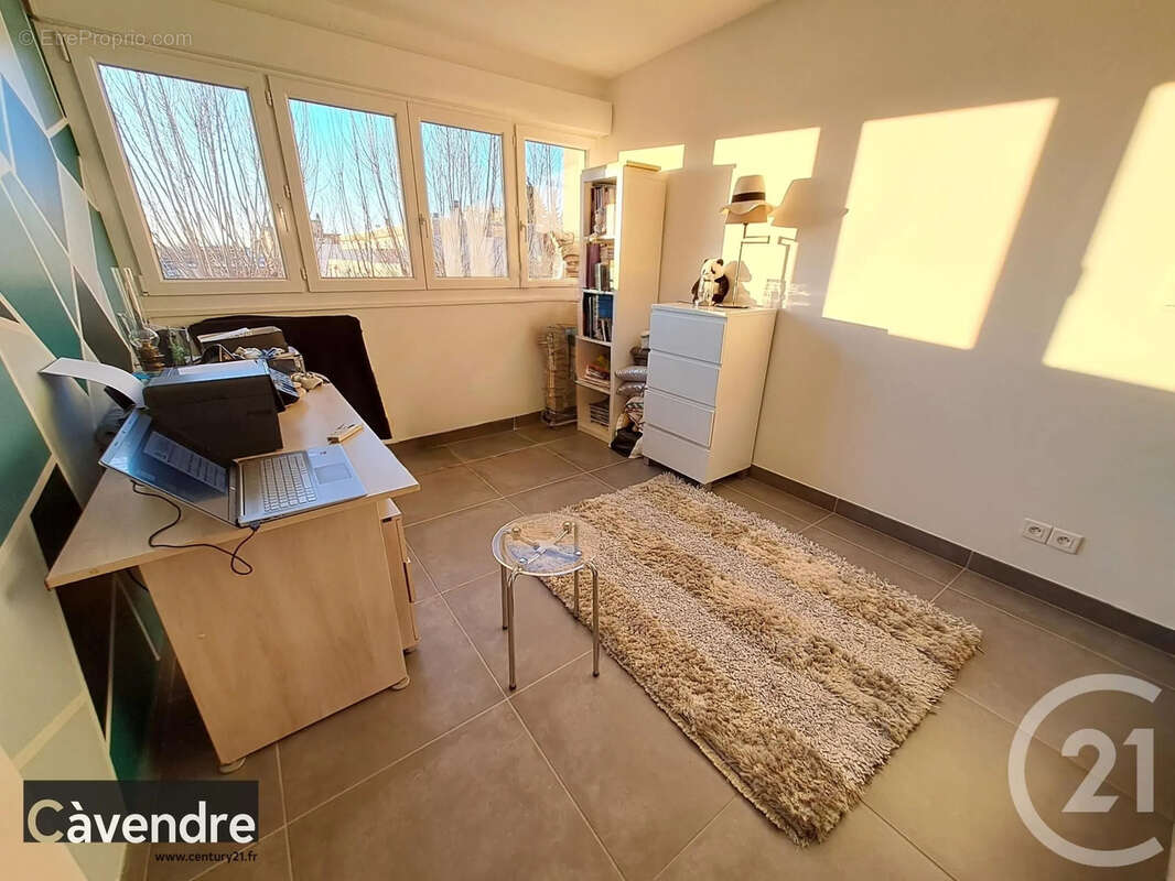 Appartement 101 m² à Avignon  - photo 9