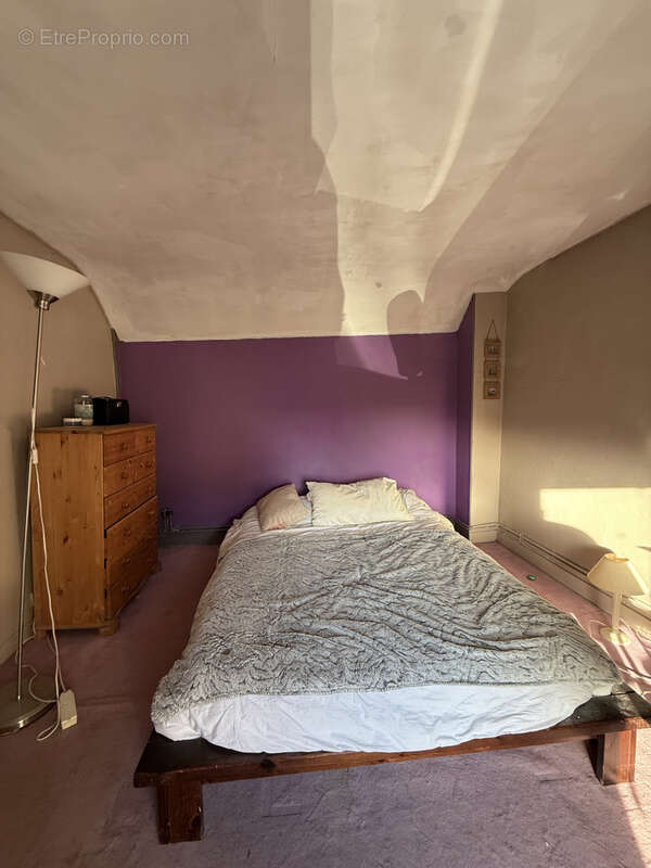 Maison à VERT-SAINT-DENIS