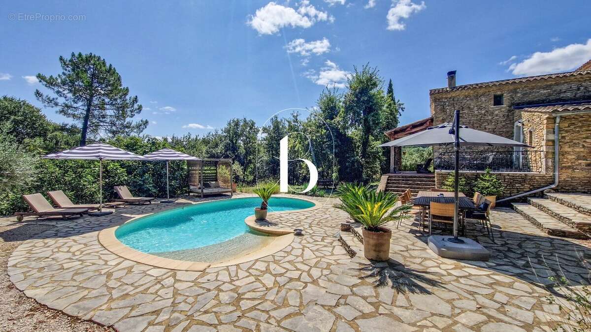 Maison à GOUDARGUES