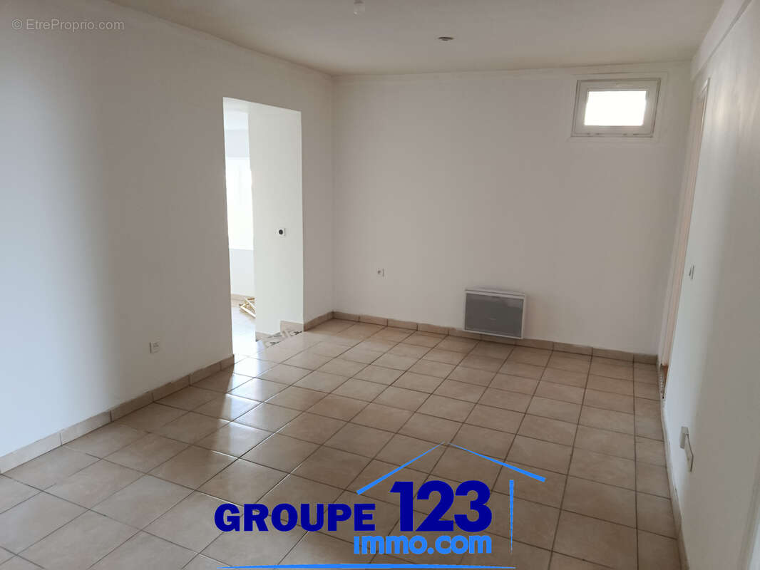 Appartement à SENAN