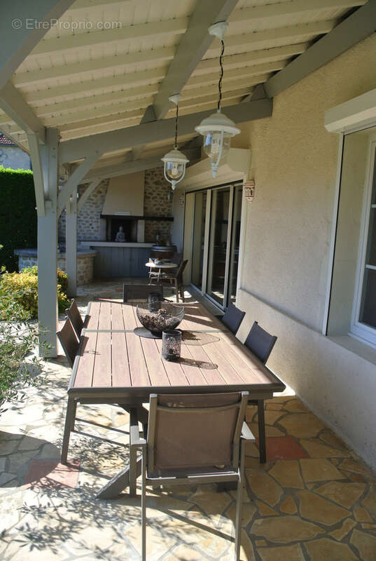 Maison à MAUVEZIN-SUR-GUPIE