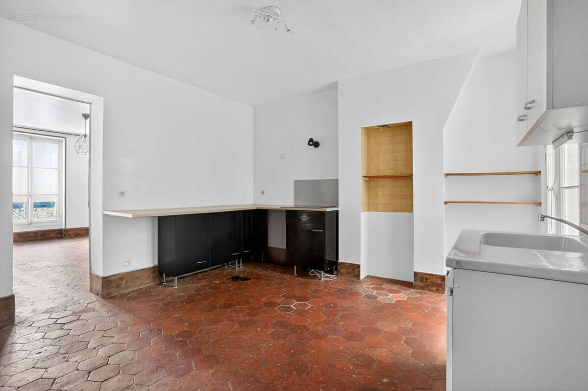 Appartement à PARIS-12E