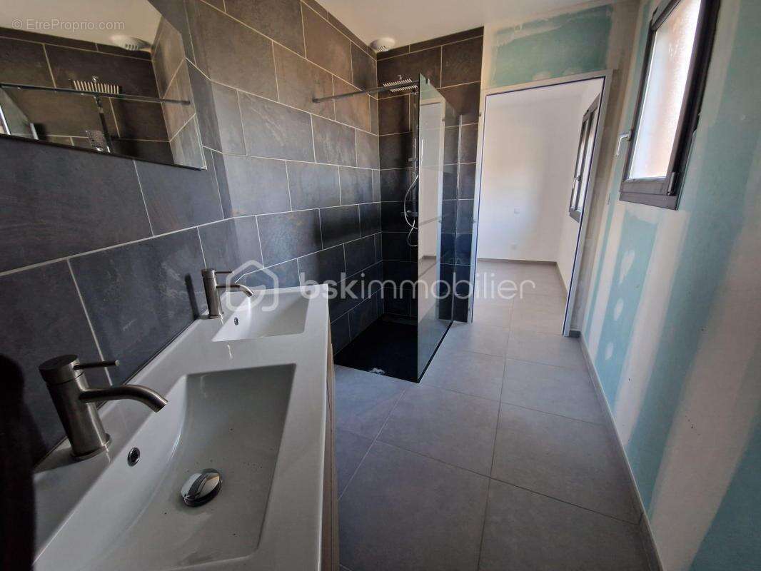 Maison à SAINT-VALLIER