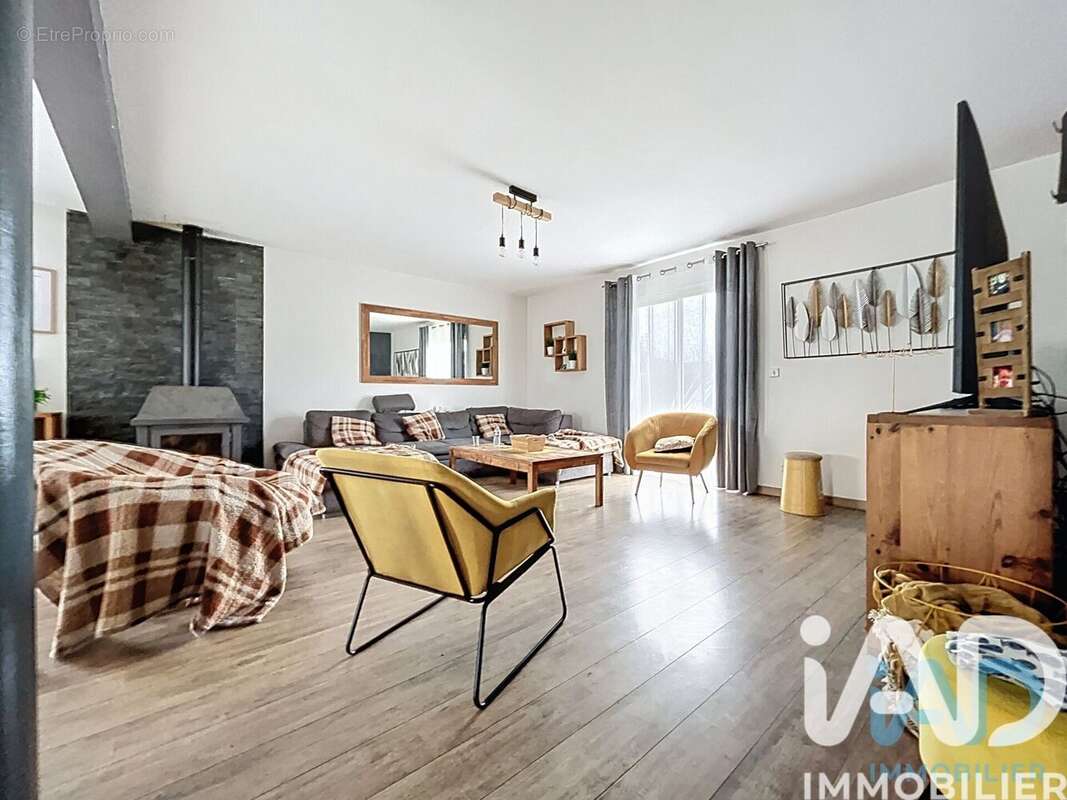 Photo 3 - Maison à SAINT-MAURICE-D'ETELAN