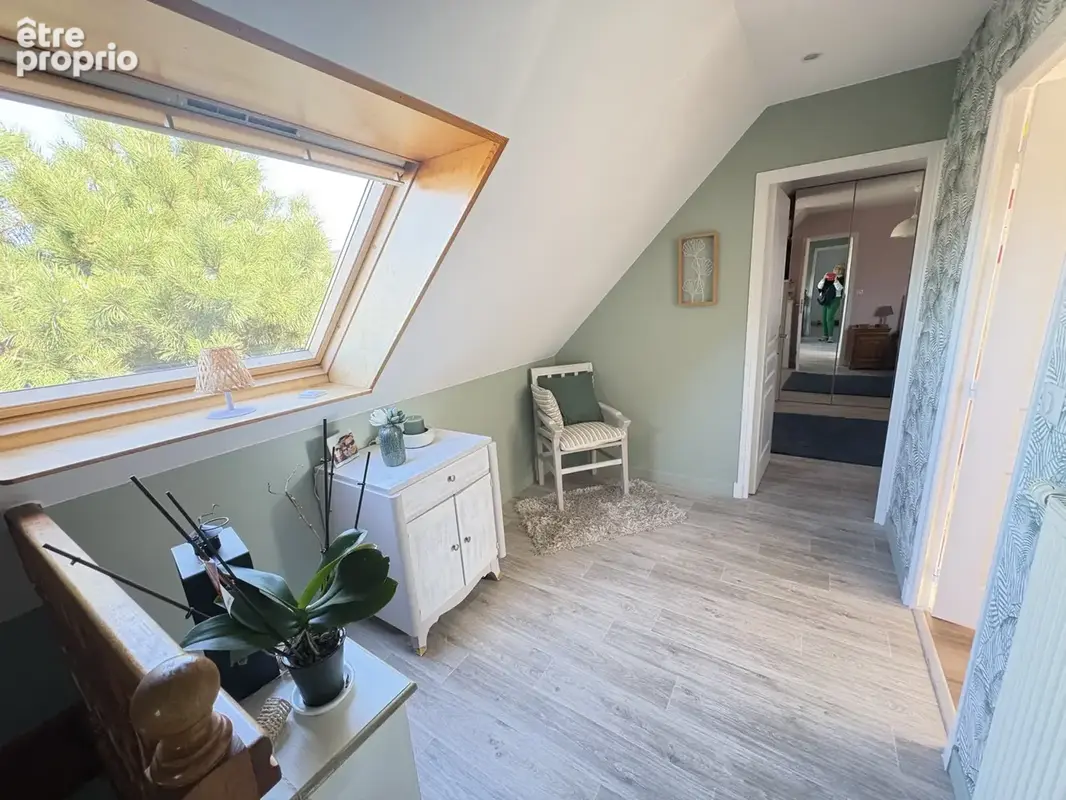 A saisir superbe villa bâtie sur 731 m2 avec  4 chambres et garage 2 voitures - photo 13
