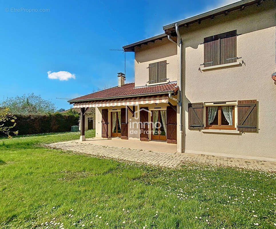 Maison à VILLARS-LES-DOMBES