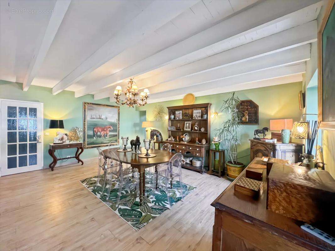 Maison de 7 pièces de 235 m² à Le Mené - photo 6