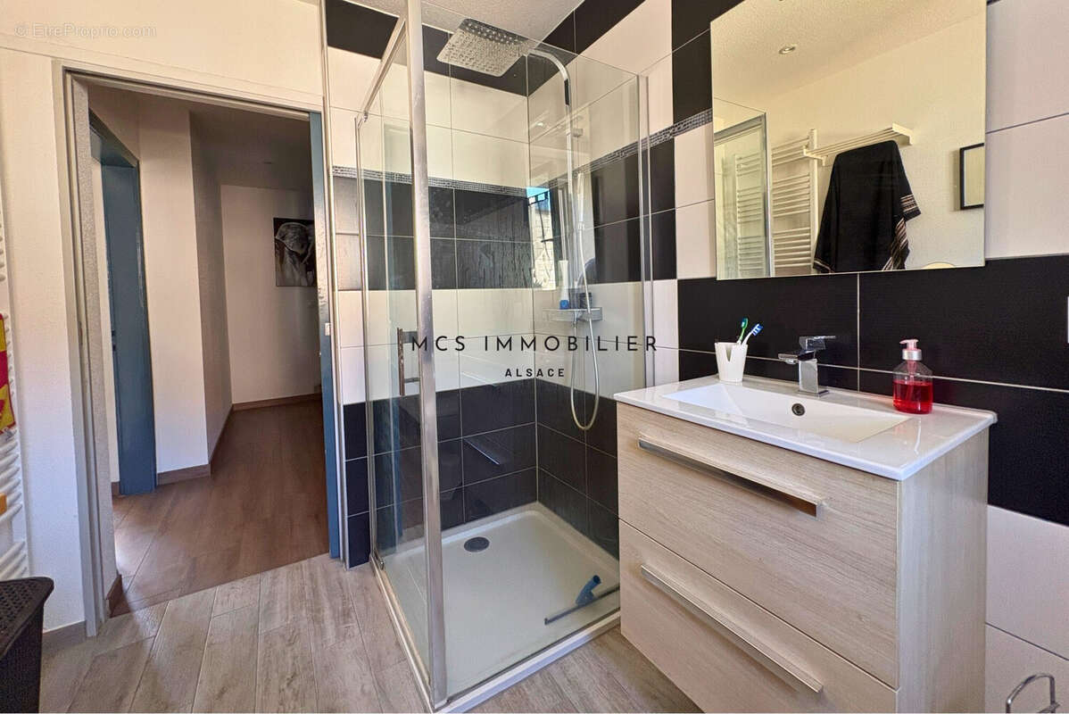 Maison 80 m² à Colmar  - photo 6