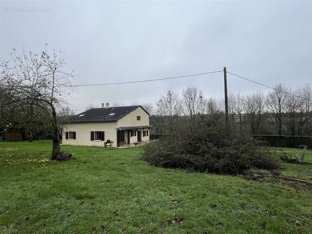 Maison à VIMOUTIERS