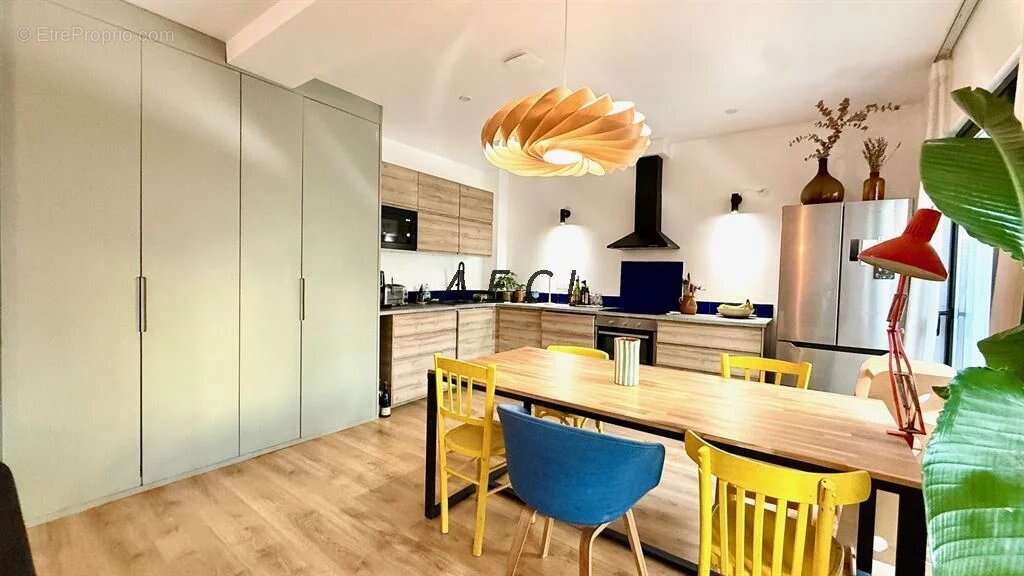 Maison à ASNIERES-SUR-SEINE