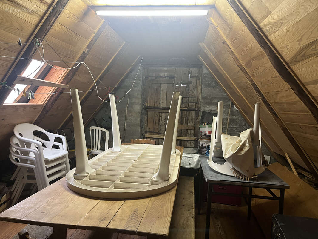Maison à GEDRE