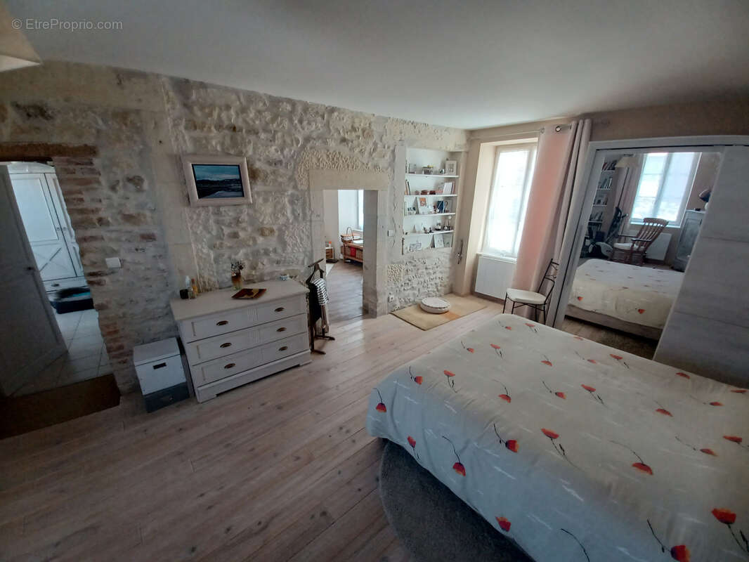 Maison à POUGUES-LES-EAUX