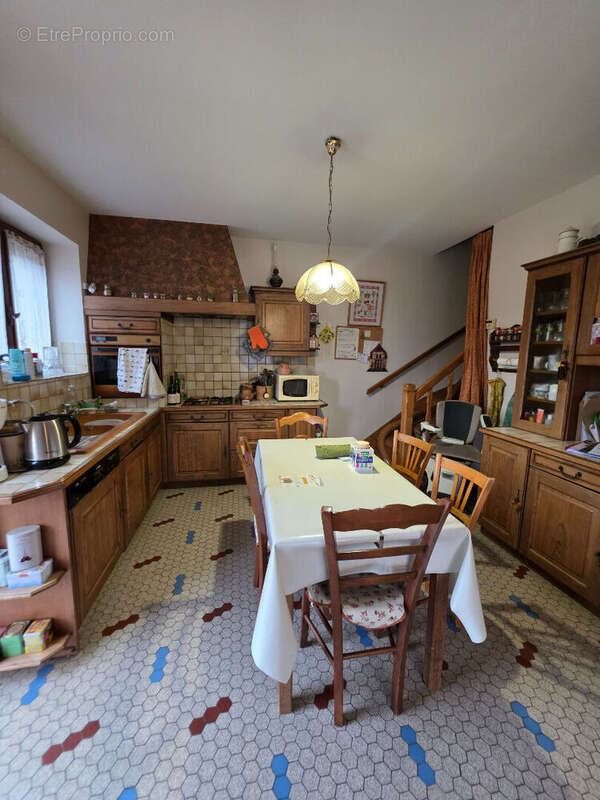 Maison à FRONTONAS