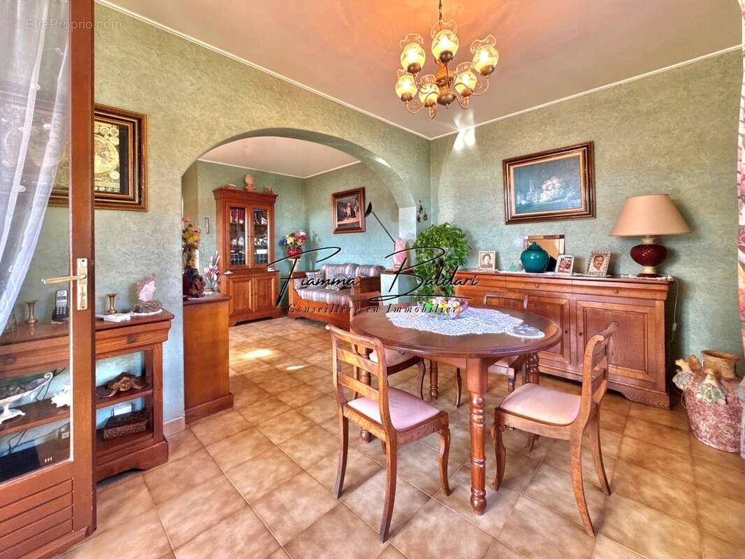 À vendre Maison de charme 5 pièces de 122m², Terrain 1 345m², Vue mer, Ville di Pietrabugno, Haute-Corse (20) - photo 5