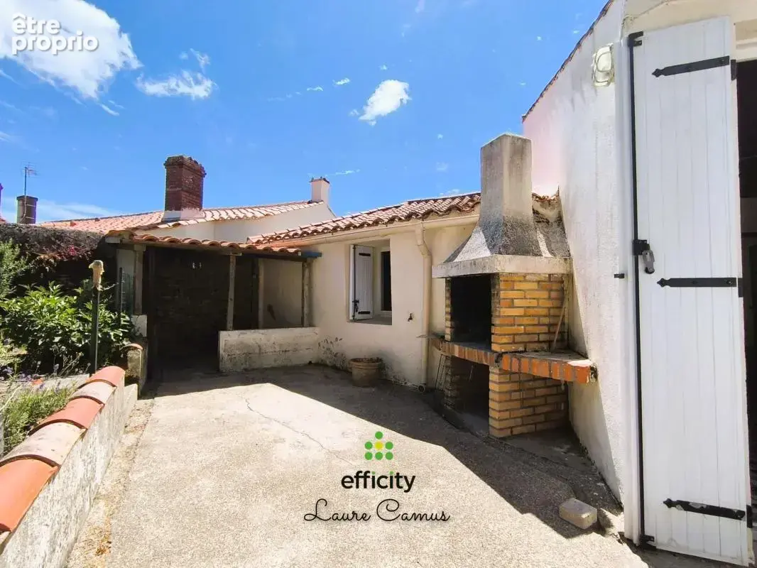 Maison 63 m² à Talmont-Saint-Hilaire  - photo 1