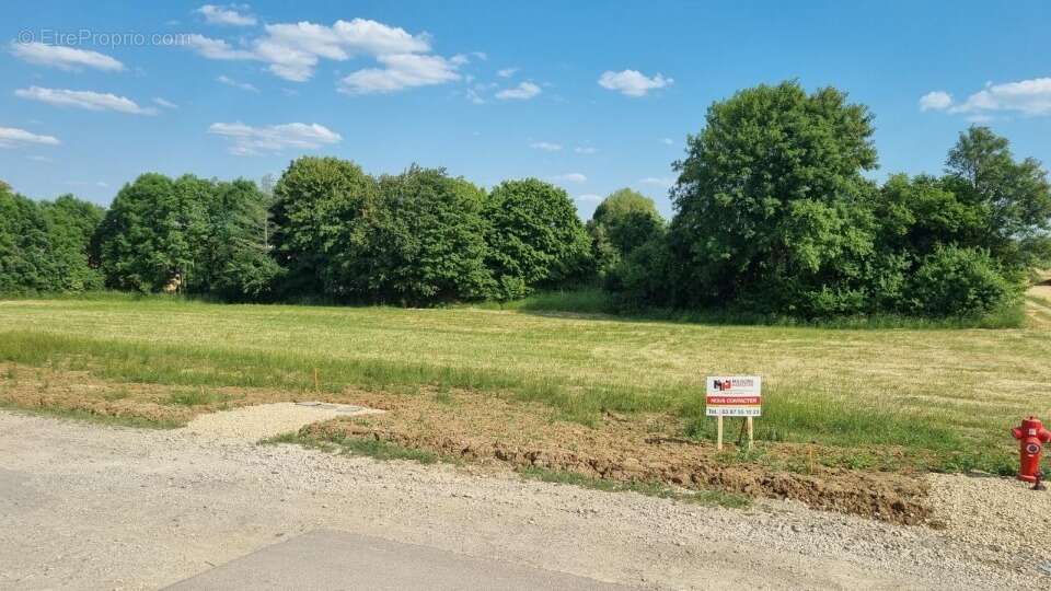 Terrain à MANCIEULLES