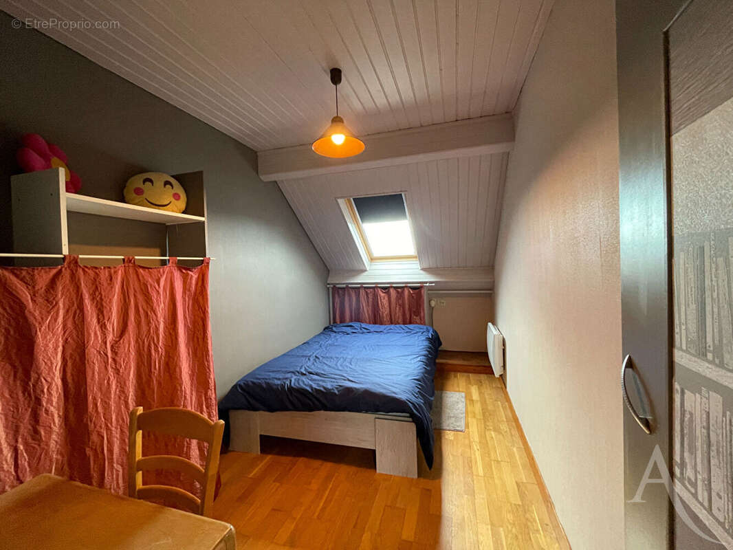 Maison à MONDEVILLE