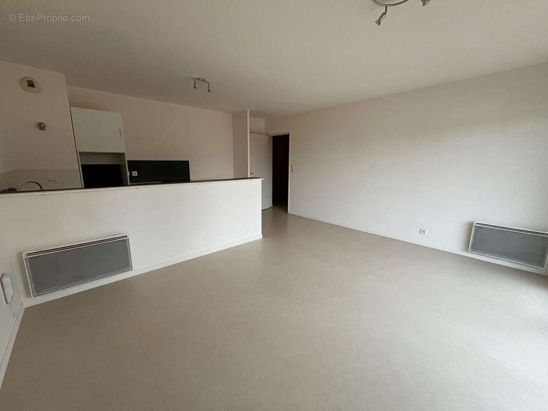 Appartement à FLEURY-SUR-ORNE