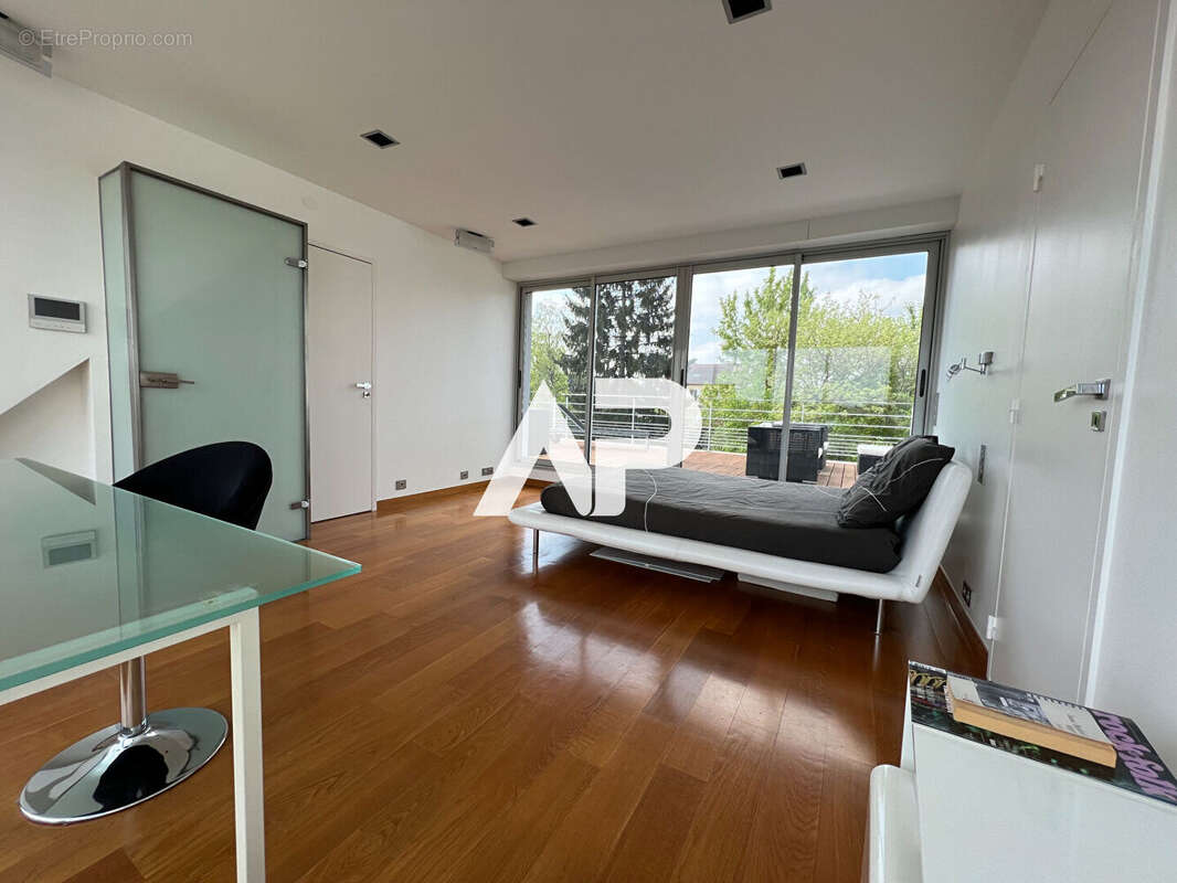 Maison à ENGHIEN-LES-BAINS