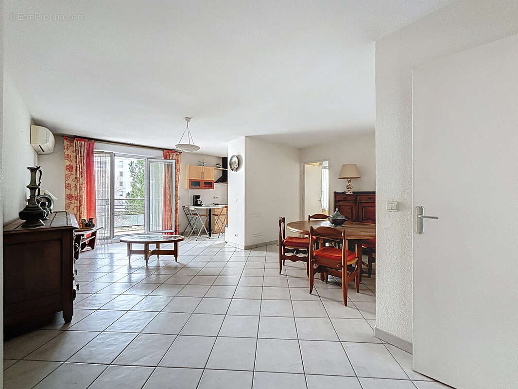 Appartement à TASSIN-LA-DEMI-LUNE